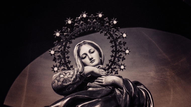 La Vierge Marie est-elle un modèle de femme chrétienne ?